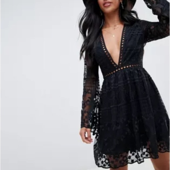 Sisters of the Tribe black lace flowy mini dress size: M - Picture 1 of 14